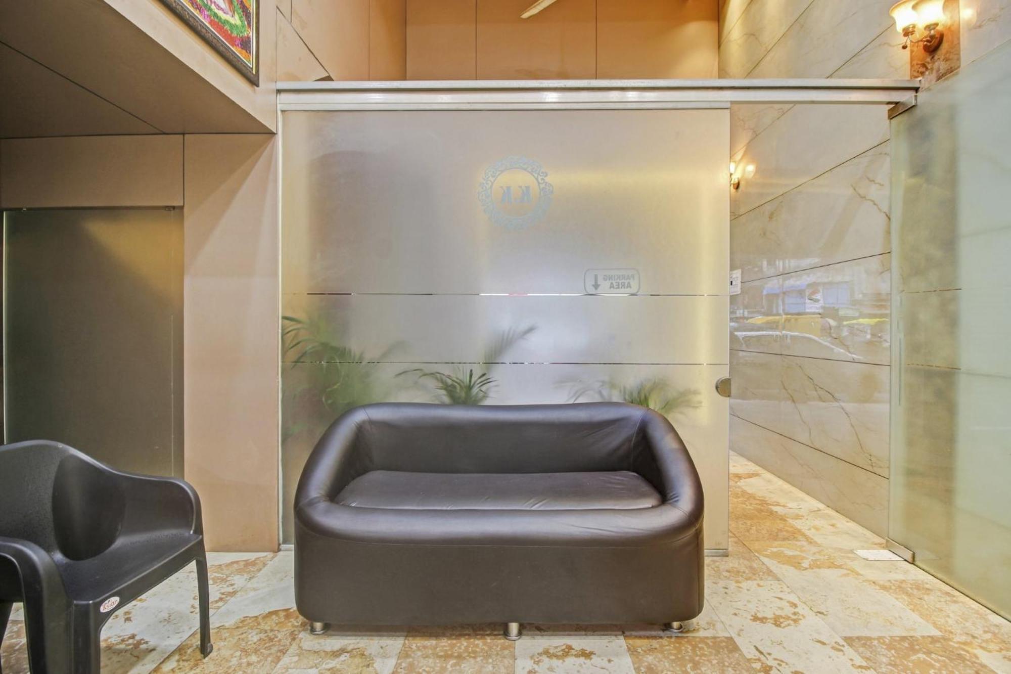 Hotel Ambedkar Kalyān エクステリア 写真